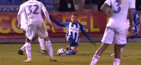 115-110 开拓者险胜马刺 夏普低迷 杨瀚森高效 教练用人引争议